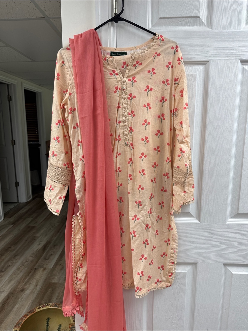 Beautiful 3 piece designer Pakistani lawn outfit
